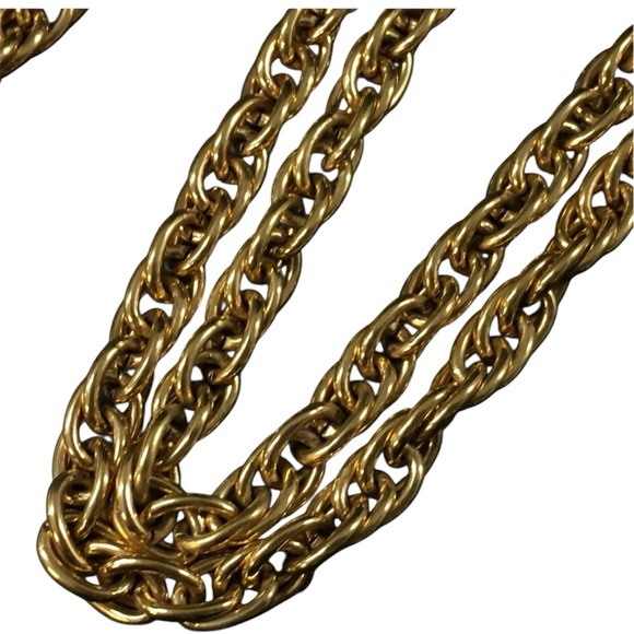 Chanel vintage gold-tone chain necklace with medallion - Picture 6 of 7